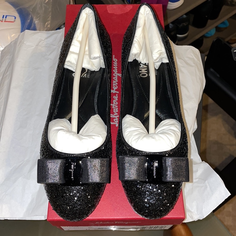 NEW Salvatore Ferragamo Varina Bow Ballet Flats